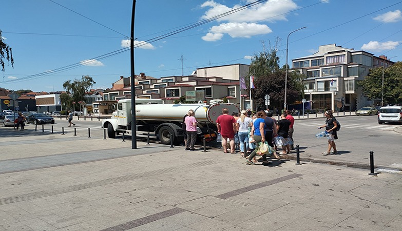 АЛЕКСИНАЦ И ДАЉЕ БЕЗ ВОДЕ: НЕУСПЕШАН ПОКУШАЈ САНАЦИЈЕ, РАДОВИ СЕ НАСТАВЉАЈУ (извор Алпрес)