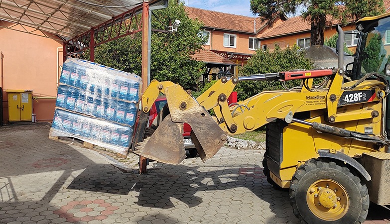 DONACIJA VODE JAVNIM USTANOVAMA OPŠTINE ALEKSINAC