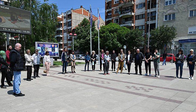 ОДАТА ПОШТА СТРАДАЛИМ У НОВОМ САДУ