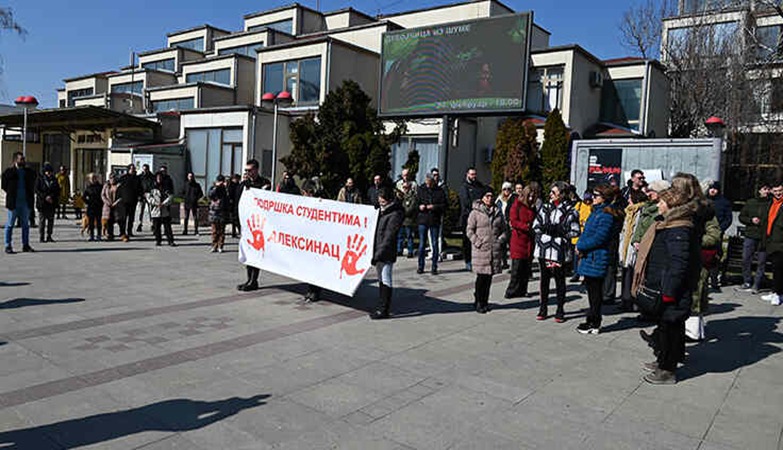 ОДАТА ПОЧАСТ НАСТРАДАЛИМА У НОВОМ САДУ