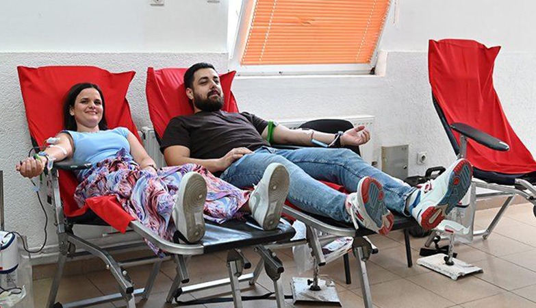 ЈОШ ЈЕДНА УСПЕШНА АКЦИЈА ДОБРОВОЉНОГ ДАВАЊА КРВИ