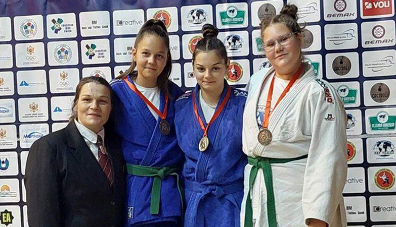 ЏУДО КЛУБ „АЛЕКСИНАЦ“ ДОНЕО ЧЕТИРИ МЕДАЉЕ ИЗ РОЖАЈА И НИША